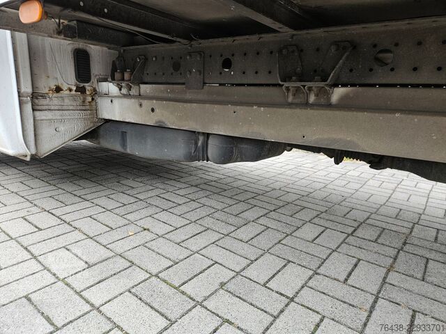 Skříňová dodávka MERCEDES-BENZ Sprinter 311 CDI KOFFER TÜV 04/2027