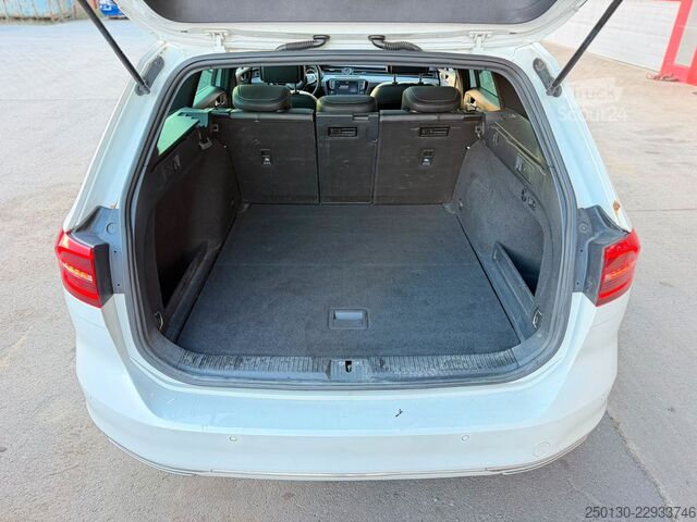 Minibus VW Passat Variant Highline 4Motion BMT/Start-Stop