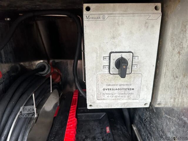 Citerne alimentaire Feldbinder LEBENSMITTEL / LEVENSMIDDELEN FOOD / 33.500L / ...