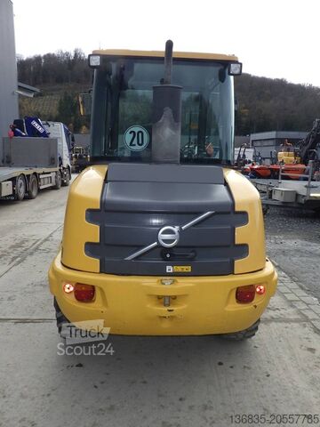 Kerekes rakodó Volvo L 20 F