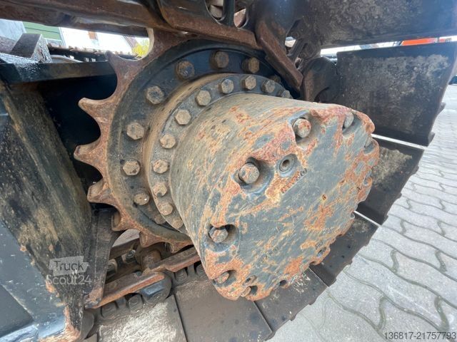 Lančani bager HITACHI ZX210LC-5B Hybrid Monoblock OilQuick OQ70/55 Kli