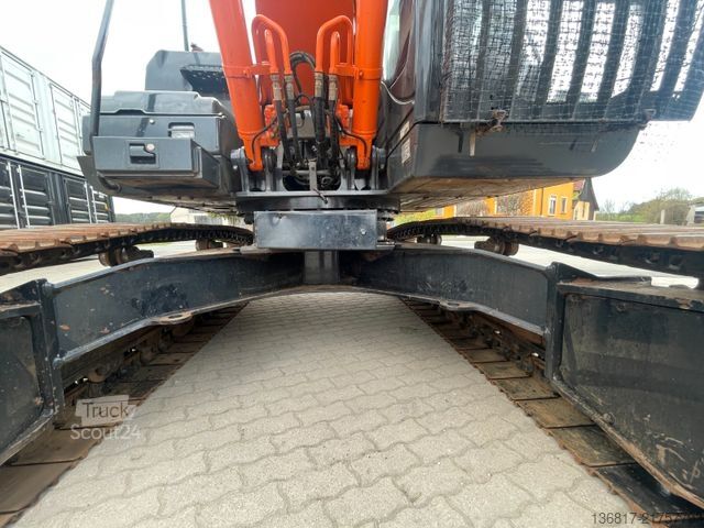 Lančani bager HITACHI ZX210LC-5B Hybrid Monoblock OilQuick OQ70/55 Kli