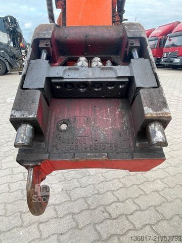 Lančani bager HITACHI ZX210LC-5B Hybrid Monoblock OilQuick OQ70/55 Kli