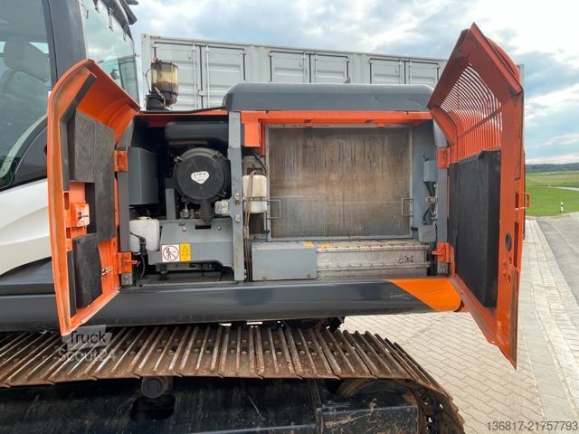 Lančani bager HITACHI ZX210LC-5B Hybrid Monoblock OilQuick OQ70/55 Kli