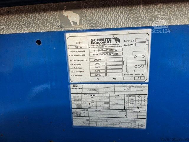 Vekselpåbygg-semitrailer SCHMITZ CARGOBULL Tankchassis mit Tankcontainer, 424.676 KM