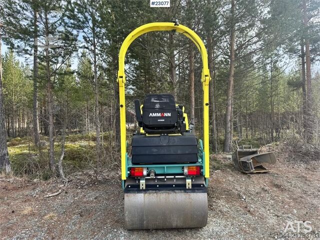 Rouleau tandem Ammann AV23-2