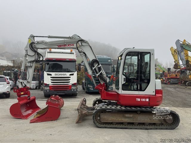 Miniescavatore TAKEUCHI TB 180 FR Powertilt 4xSchaufeln