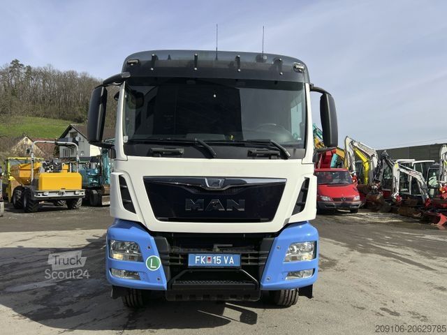 Speciale doeleinden vrachtwagen MAN TGS 35.440 Silo+Kipper*Kompressor Retarder