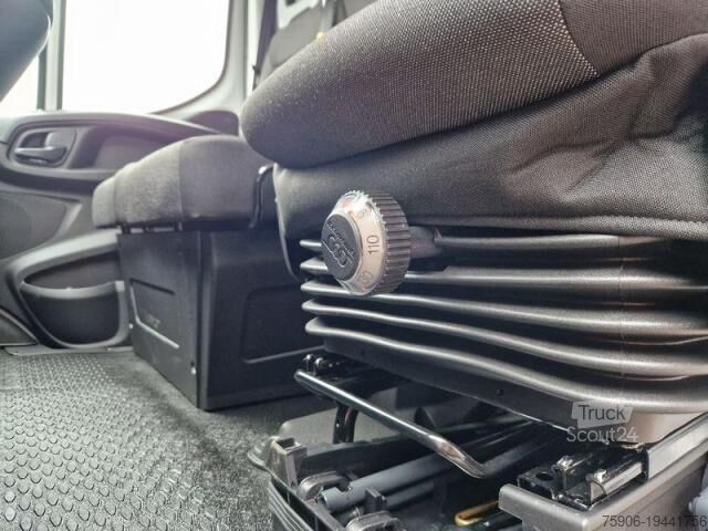Kravas mikroautobuss ar pašizgāzēju Iveco Daily 35C16
