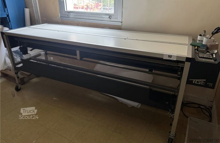 Dingemanse Trucks & Trailers Dingemanse Trucks & Trailers Dingemanse Trucks & Trailers