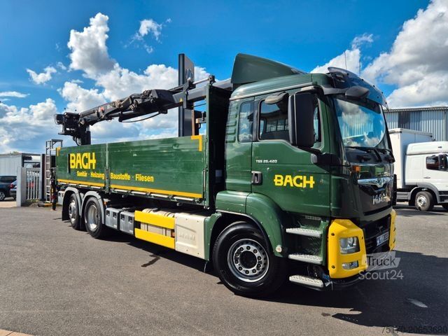 Ladbil med lad MAN TGS 26.420 6x2-4 LL Hiab 177K PRO 2 Stück