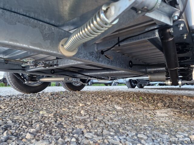 Hestevogn Cheval Liberté Touring Country 2,6t blue Sattelschrank