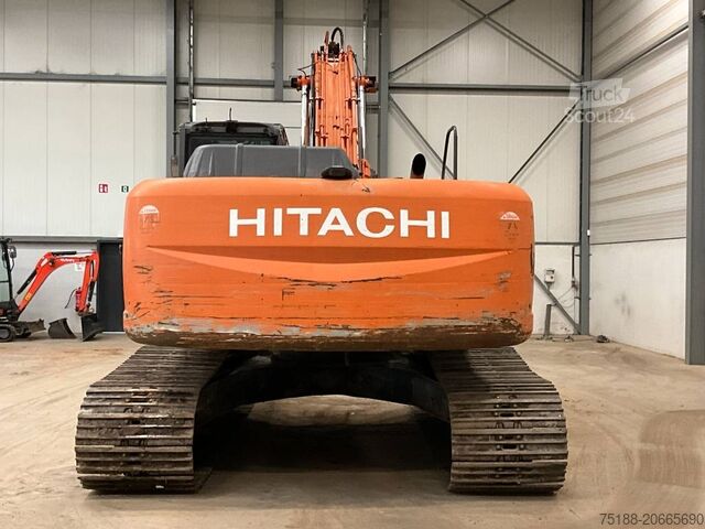 Escavadora de lagartas Hitachi ZX 250 LC-3