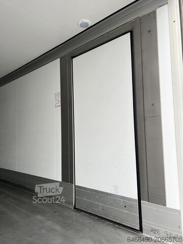 Kylmäkori-kuorma-auto Mercedes-Benz Atego 1527