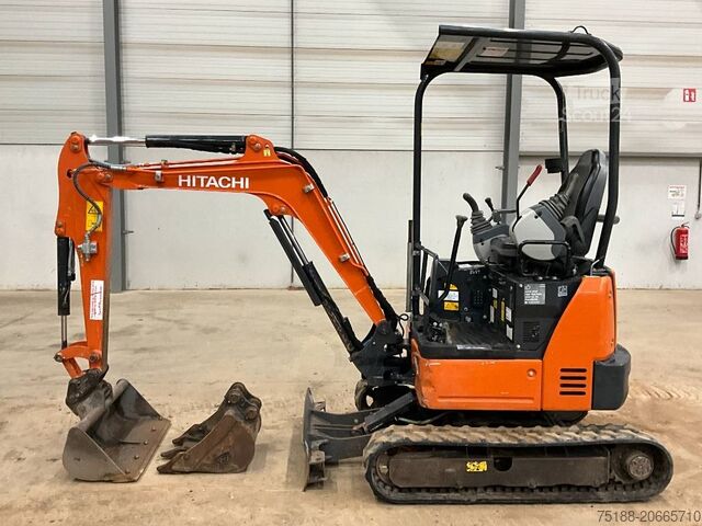 Minikoparka Hitachi ZX 19 U-6