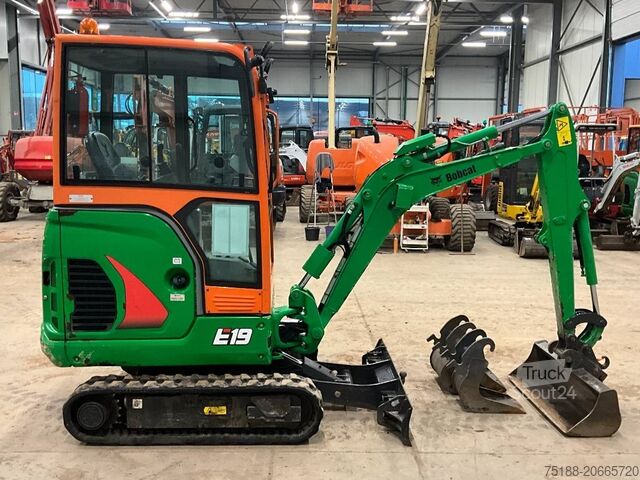 Міні -екскаватор Bobcat E 19