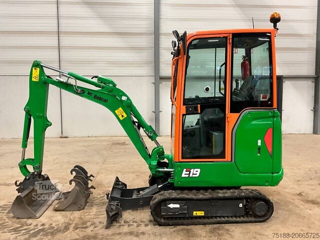 Міні -екскаватор Bobcat E 19