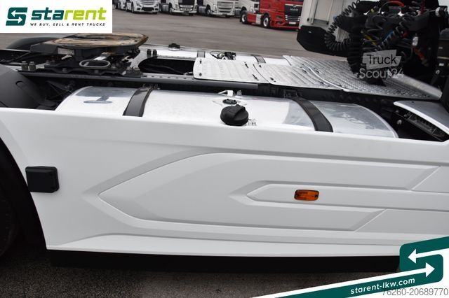 Standartinis vilkikas DAF XG+ 530 Leder Intarder Standklima ACC Alufelgen