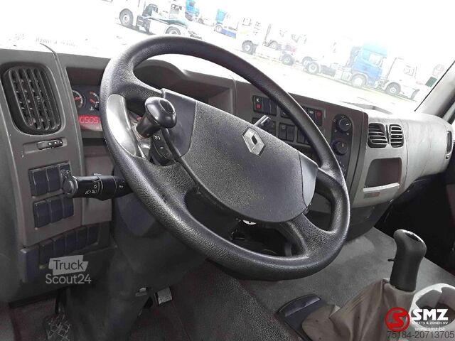 Open body Renault Lander 320 accident / left side dammage