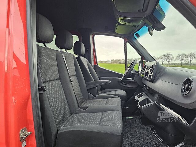 Transport pasażerski MERCEDES-BENZ SPRINTER 316 9-pers rolstoel E6