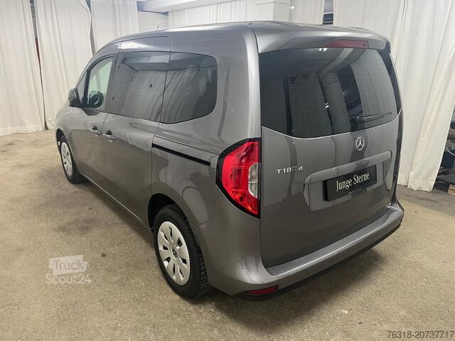 Minibus Mercedes-Benz T 180 d 7Gtr RfKam MBUX Totwi CarPlay