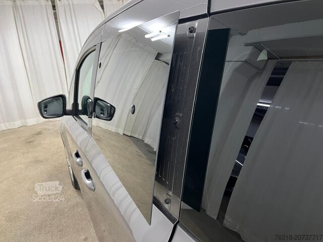 Minibus Mercedes-Benz T 180 d 7Gtr RfKam MBUX Totwi CarPlay