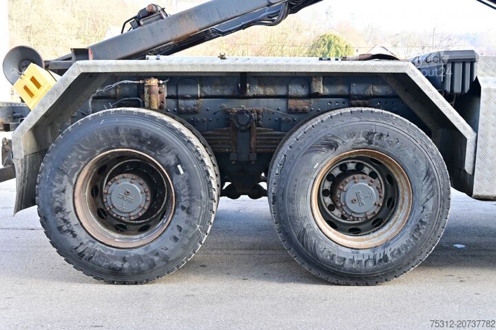 Tovornjak s kavljem za kontejnerje Daf CF85.430 Retarder Schaltgetriebe AHK