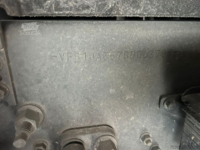 Standart çekici ünitesi Renault T520 Retarder Standklima Alufelgen Navi