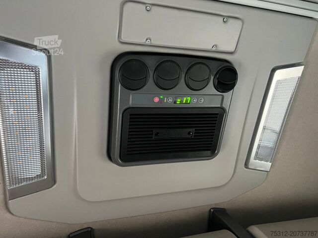 Standart çekici ünitesi Renault T520 Retarder Standklima Alufelgen Navi