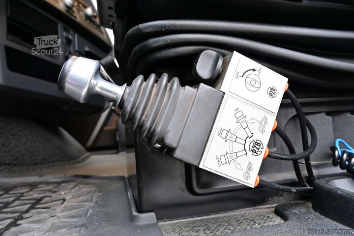 Standard trækkerunit Renault T520 Retarder Standklima Alufelgen Navi