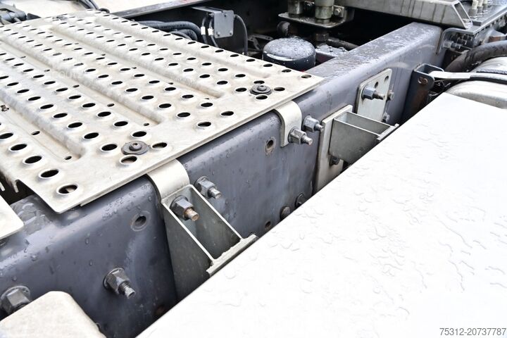 Standard trækkerunit Renault T520 Retarder Standklima Alufelgen Navi