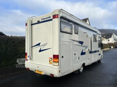 Integrated camper Concorde Charisma 750 G Mercedes 416 CDI