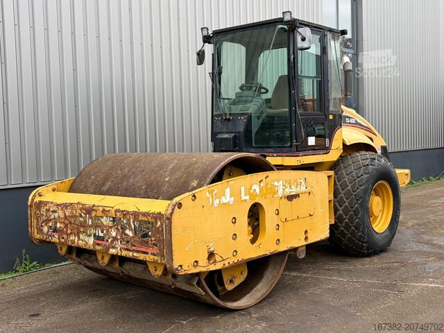 Single roller Caterpillar CS583E