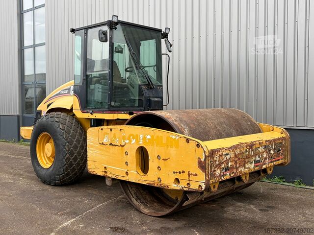 Single roller Caterpillar CS583E