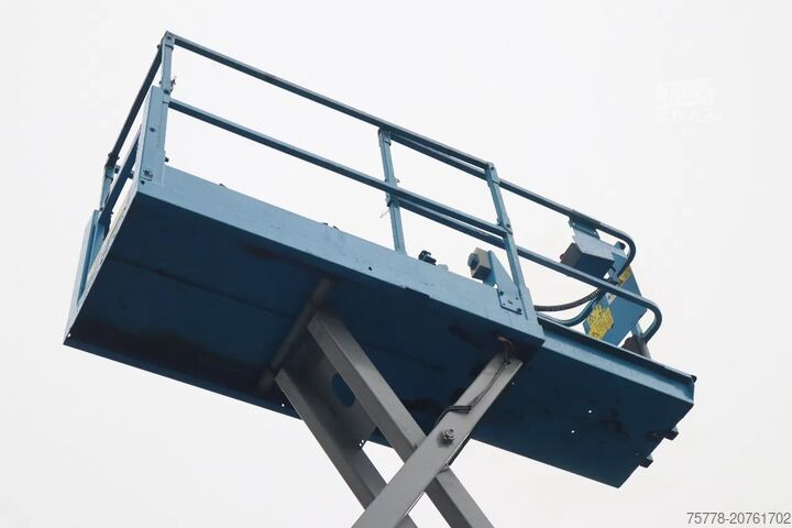 Šķēres lifts Genie GS-1932 | 7.8 METER | 227 KG