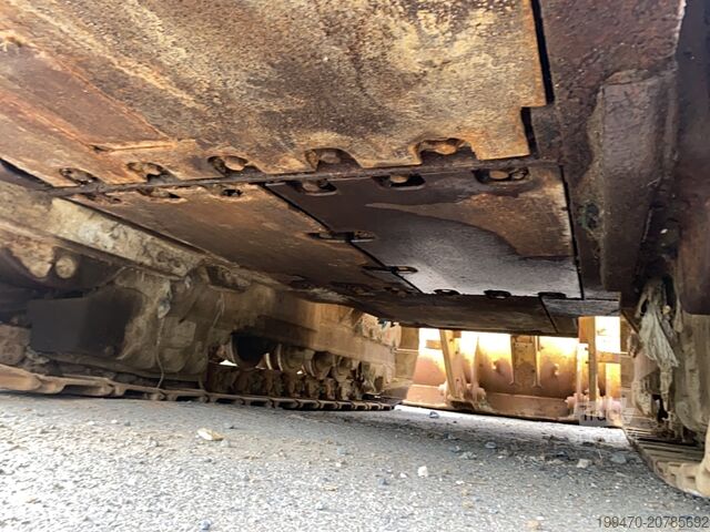 Nakladalec goseničar Caterpillar 963b