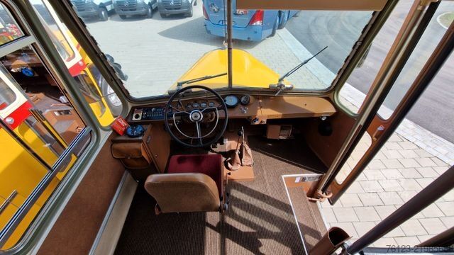 Távolsági autóbusz  Oldtimer Paket Saurer LC 4 und Volvo B 10 Lauber