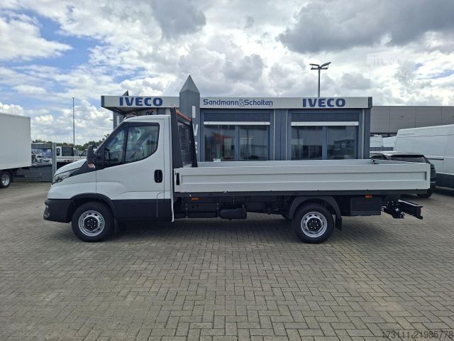 Samochód dostawczy z plandeką IVECO Daily 35S16H3.0A8Y Pritsche 4,1 m / Klima /