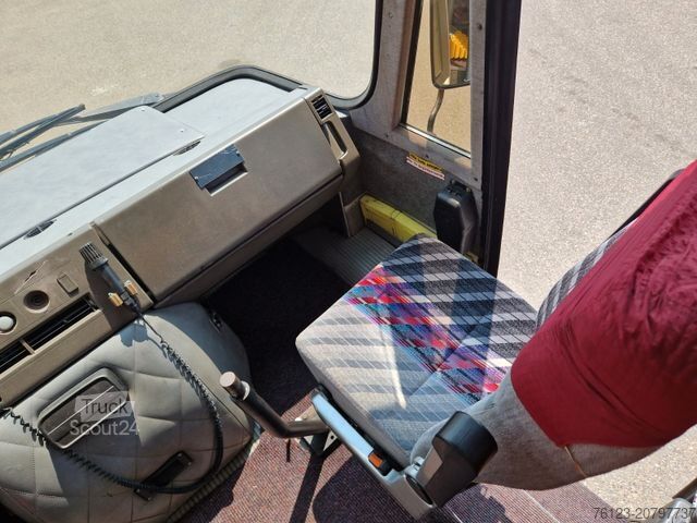 Kleinbus MERCEDES-BENZ Ernst Auwärter Teamstar Vario 814 H Kennzeichen