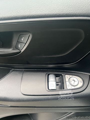 Duba panelată MERCEDES-BENZ Vito 119 EXTRALANG KLIMA WEBASTO NAVI KAMERA AHK