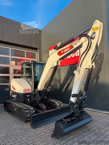 Mini bager BOBCAT E 60  - R 2 Series