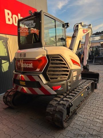 Mini bager BOBCAT E 60 - R 2 Series