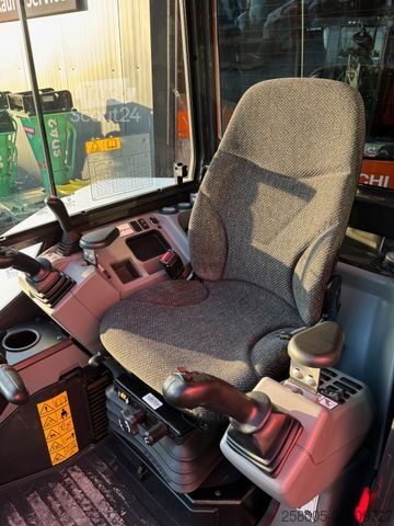 Mini bager BOBCAT E 60  - R 2 Series