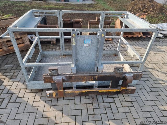 Thome Bormann Thome Bormann Thome Bormann