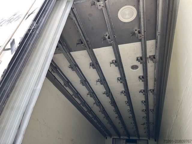 Ledus piekabe SCHMITZ CARGOBULL TK Anhänger Thermoking SL100 Rohrbahn Fleisch