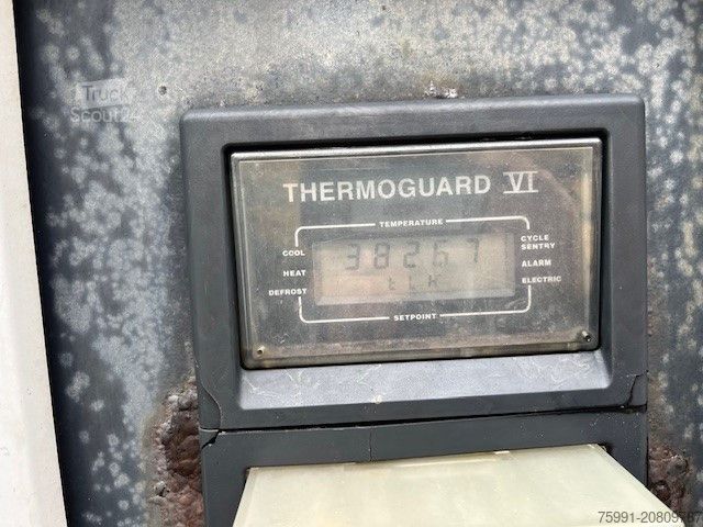 Ledus piekabe SCHMITZ CARGOBULL TK Anhänger Thermoking SL100 Rohrbahn Fleisch