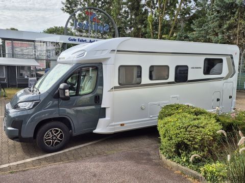Camping-car semi-intégré Weinsberg CaraSuite 700 DX *TraumMobil*140*Automatik*