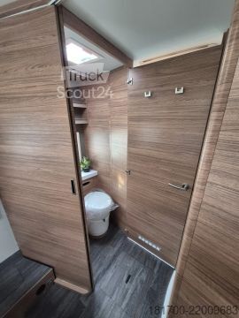 Camping-car semi-intégré Weinsberg CaraSuite 700 DX *TraumMobil*140*Automatik*