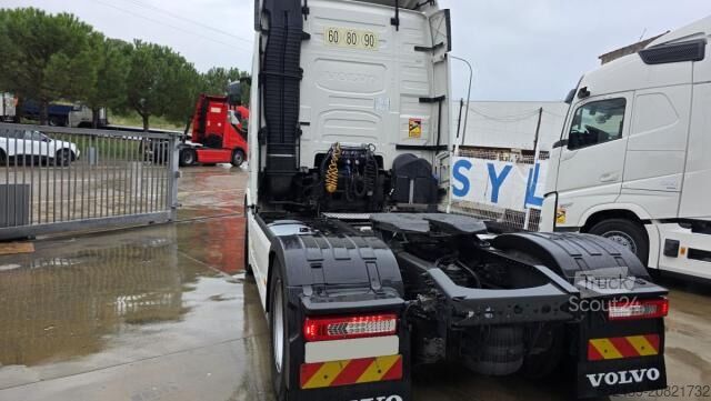 Τυπική μονάδα τράκτορα Volvo FH 500 I SAVE