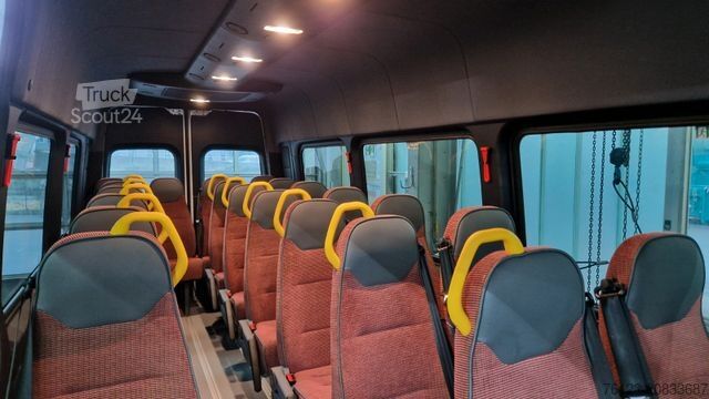 Minibus MERCEDES-BENZ Sprinter Lord Light 22 Sitzer 5 x Lagerfahrzeug